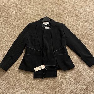 Woman’s suit